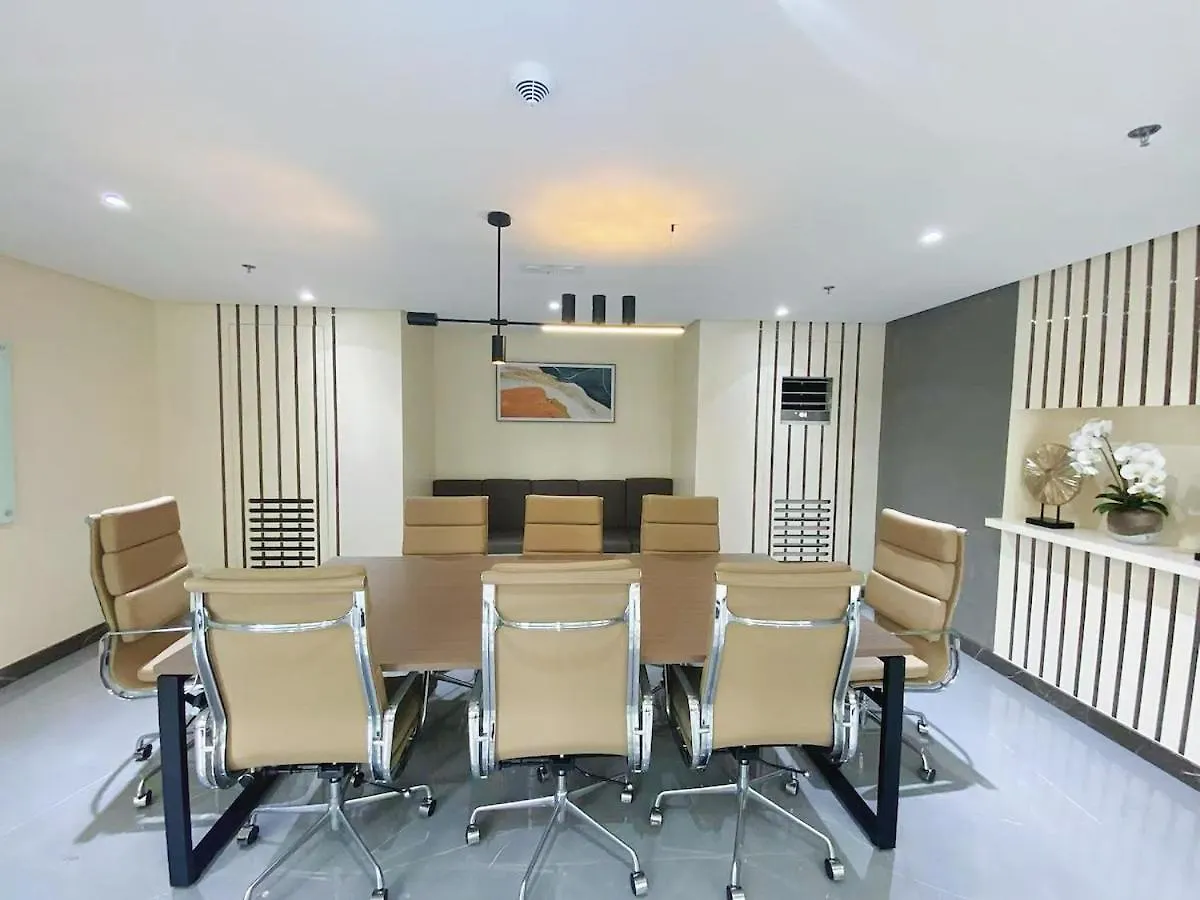 Apartment 2 Mins To Okada, Near Solaire, City Of Dream Manila